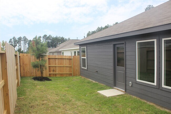 Building Photo - 3128 Twisted Myrtle Dr