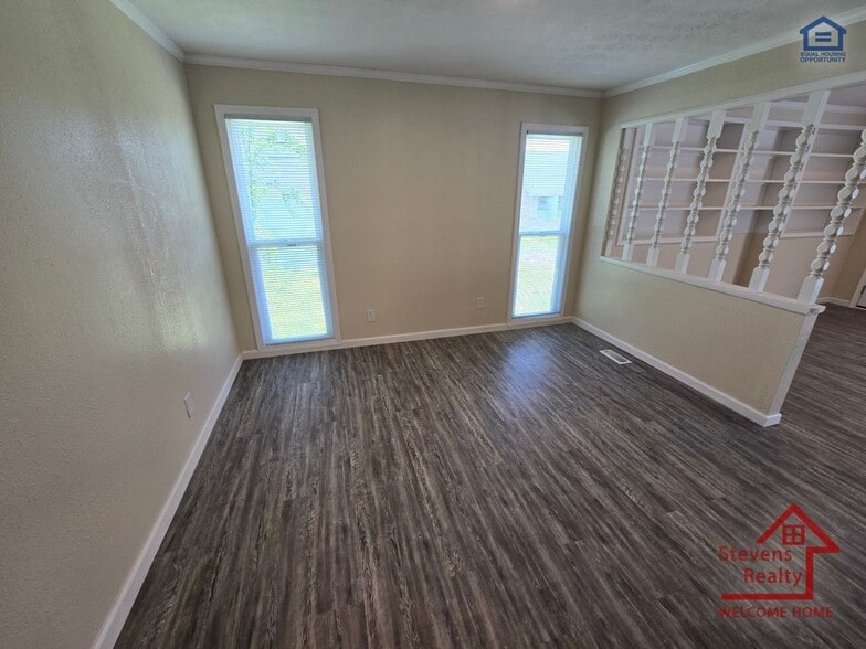 Building Photo - 311 Choate Cemetery Rd