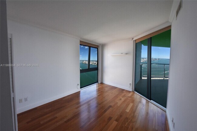 Building Photo - 335 S Biscayne Blvd