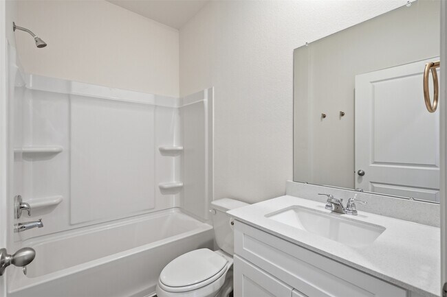Building Photo - 21630 Cottage Ln