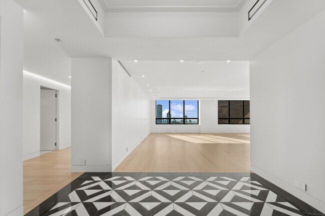 Building Photo - 180 E Pearson St