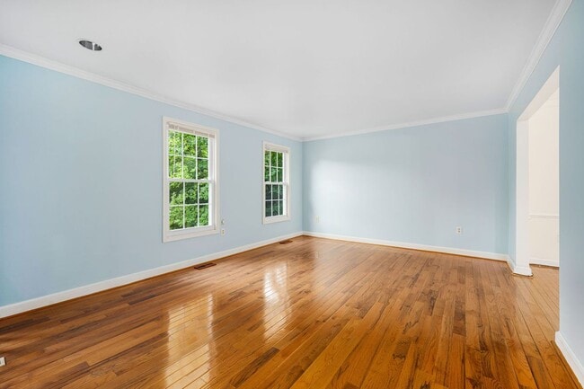 Building Photo - 11821 Sinclair Ln