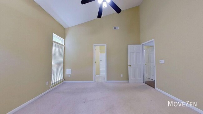 Building Photo - 5932 Hollow Wood Ct
