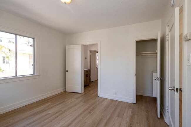 Building Photo - Charming 2BR Back House Near Downtown LA & Dodger Stadium