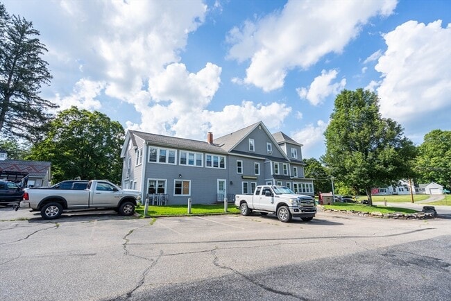 Building Photo - 85 E Main St