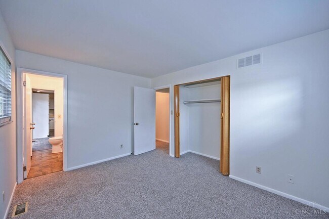 Building Photo - 1582 Turquoise Dr