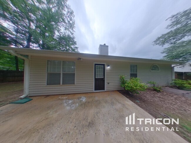 Building Photo - 10980 Thrasher Rd