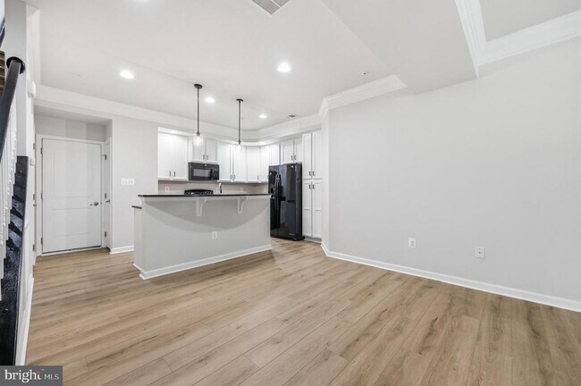 Building Photo - 6436 Alan Linton Blvd E