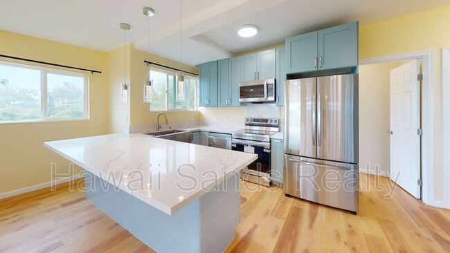 Building Photo - 1242 Mamalu St