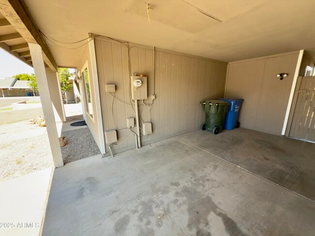 Building Photo - 4448 E Fremont St