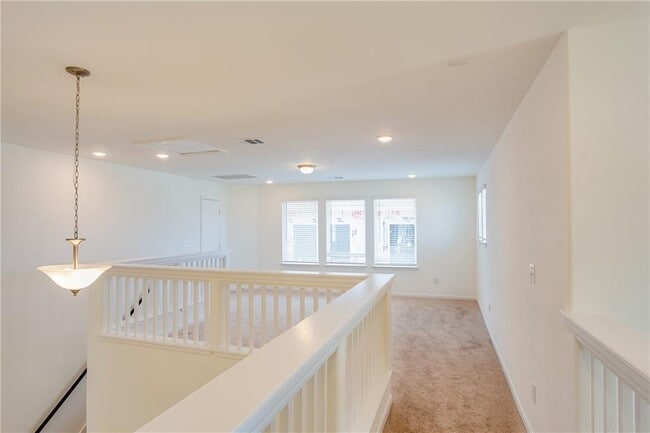 Building Photo - 112 Rebel Red Rd