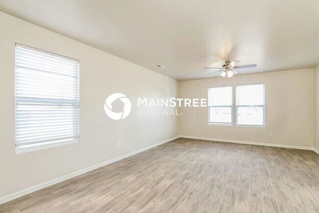 Building Photo - 3 Bedroom Pet-Friendly Home in GIBSONVILLE...