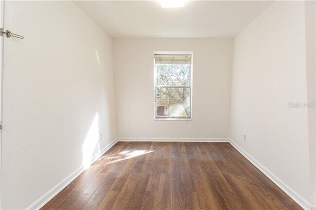 Building Photo - Fantastic 1 /1 x Rent @ Winter Park's Four...