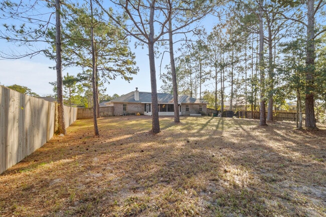Building Photo - 1895 Everglades Dr