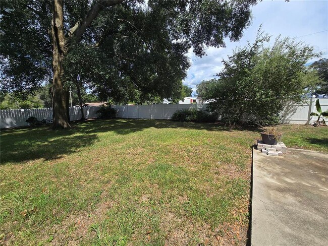 Building Photo - 3901 Laurel Branch Ct