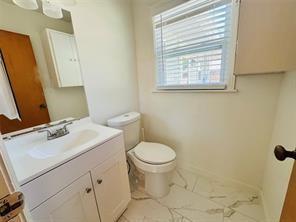 Building Photo - 1015 W Sycamore St