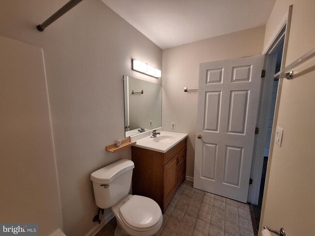 Building Photo - 21 Stonewall Ct