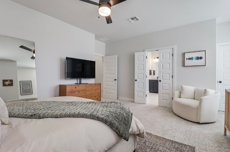 Building Photo - 6006 Rangeland Rd