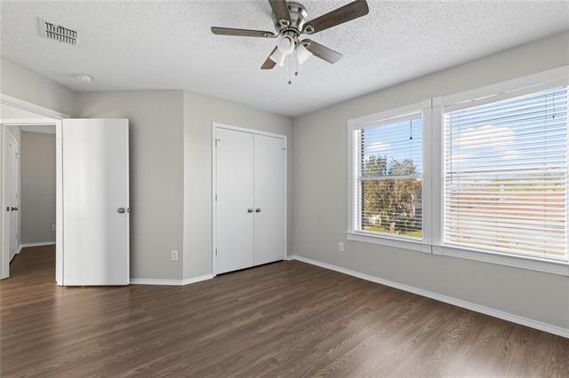 Building Photo - 1543 Englewood Dr