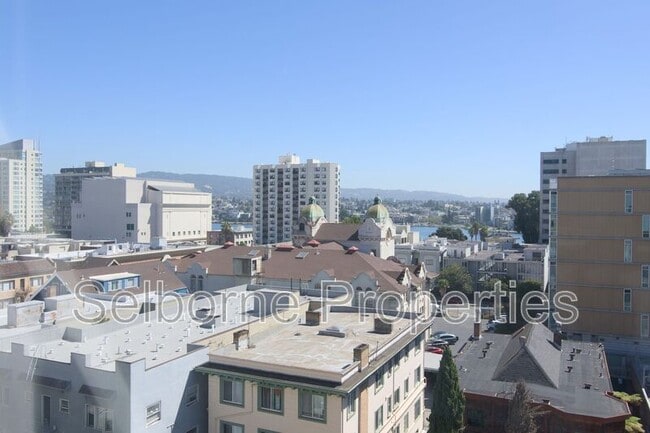 Building Photo - 1401 Jackson St