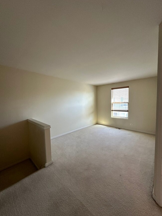 Building Photo - 2462 Emily Ln