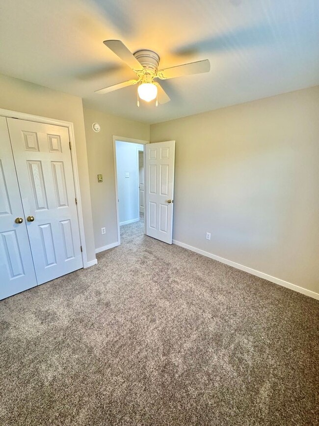 Building Photo - Move-in Ready! Beautifully Updated 4 Bedroom, 2.5 bath Home, located on a Quiet Cul-de-Sac in N. ...