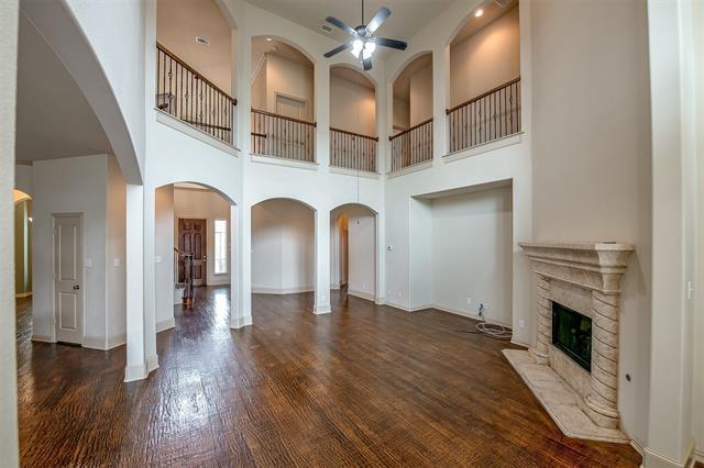Building Photo - 1505 E Branch Hollow Dr