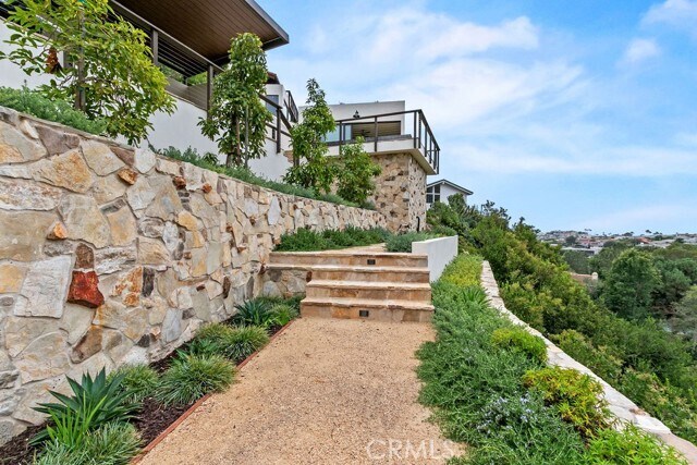Building Photo - 345 Emerald Bay