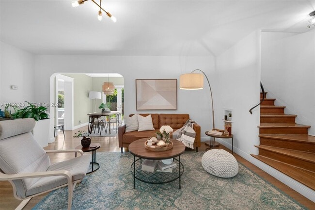 Building Photo - 970 NW 10th Ave