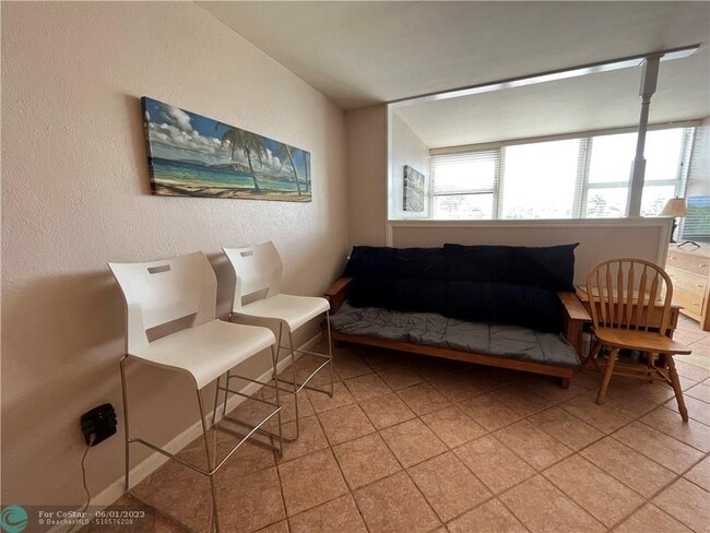 Building Photo - 4040 Galt Ocean Dr