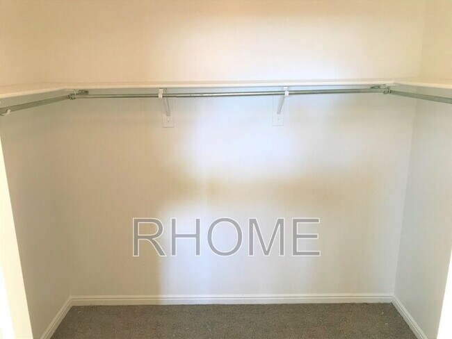 Building Photo - 7728 S New Snowbell Ln