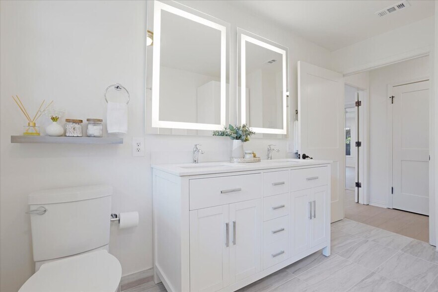 Building Photo - 524 N Wharton St