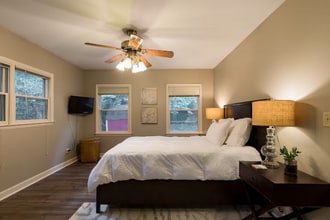 Building Photo - 692 N Superior Ave