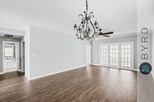 Building Photo - 4706 Twin Hickory Lake Dr