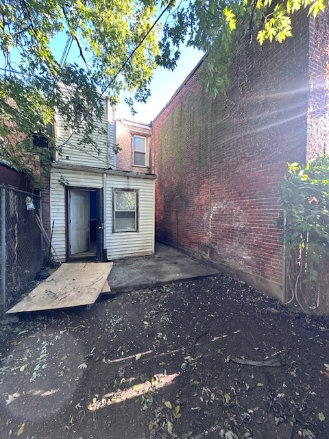 Building Photo - 5002 Tacoma St