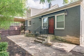 Building Photo - Amazing 1BR in Green Hills! Lawncare and washer/dryer included!!