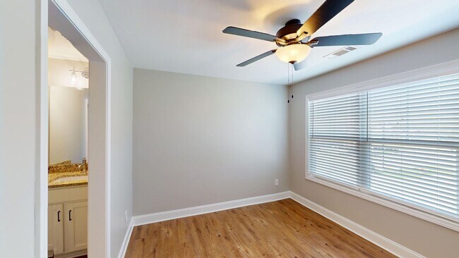 Building Photo - Creekside Comfort at the Villages at Bear ...