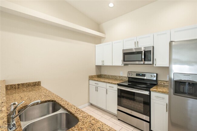 Building Photo - 4111 Skyline Blvd