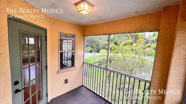 Building Photo - 3658 Oakdale Cir