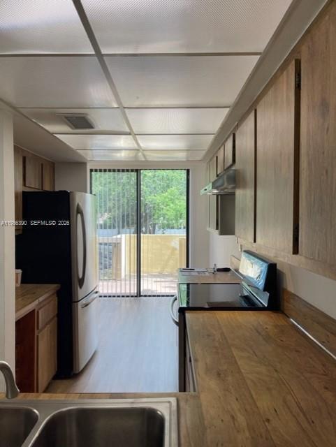 Building Photo - 2921 SW 87th Ave