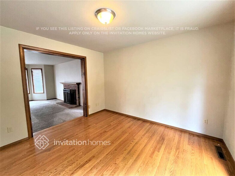 Building Photo - 12710 SE 252 Pl