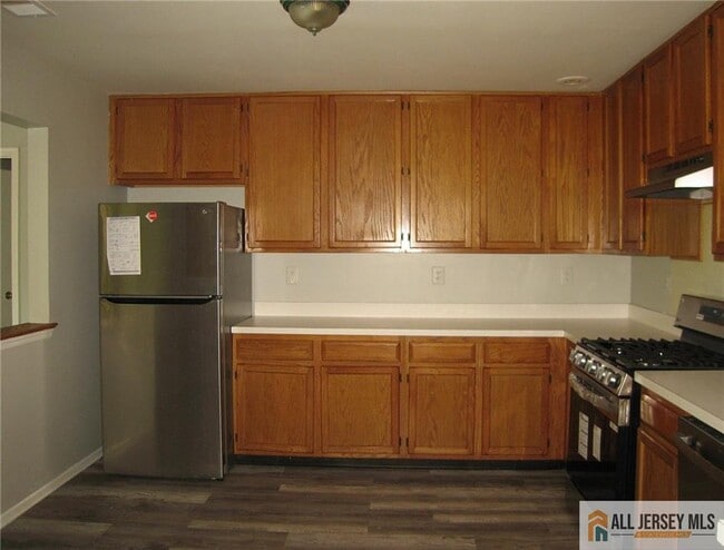 Building Photo - 4406 Birchwood Ct