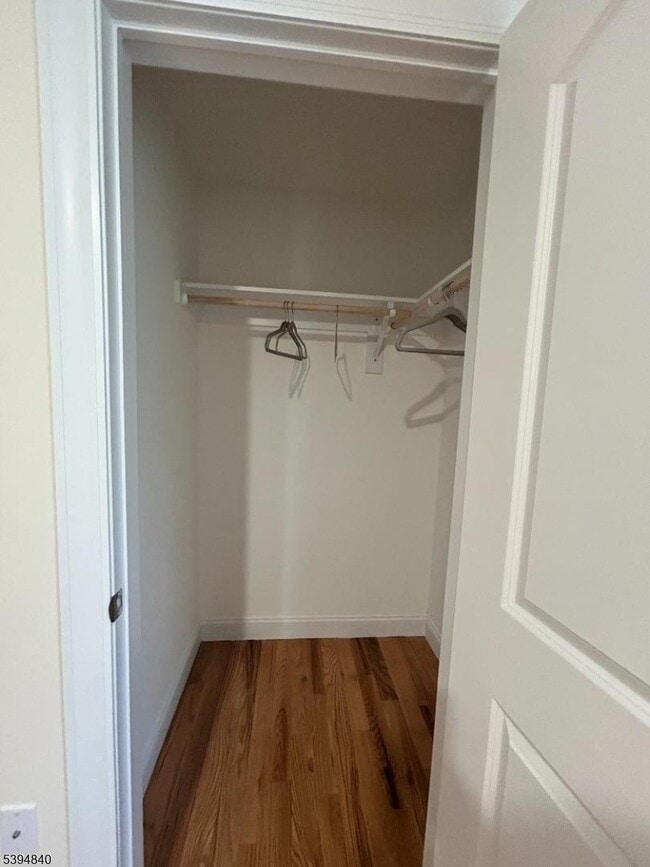 Building Photo - 337 13th Ave