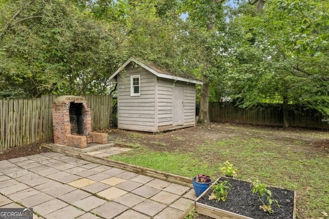 Building Photo - 1136 Gilbert St SE