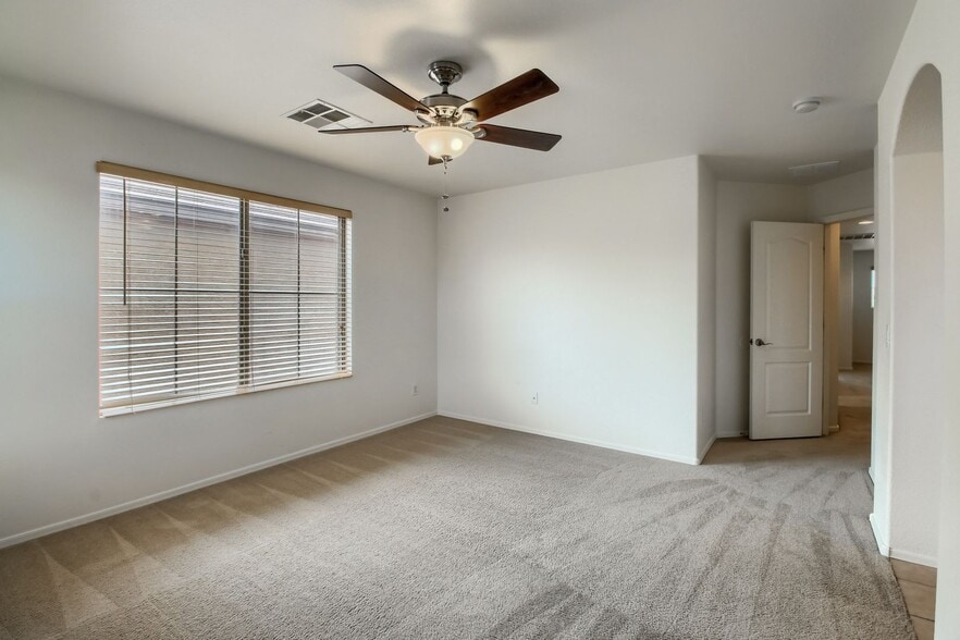 Building Photo - 3770 E Kristal Way