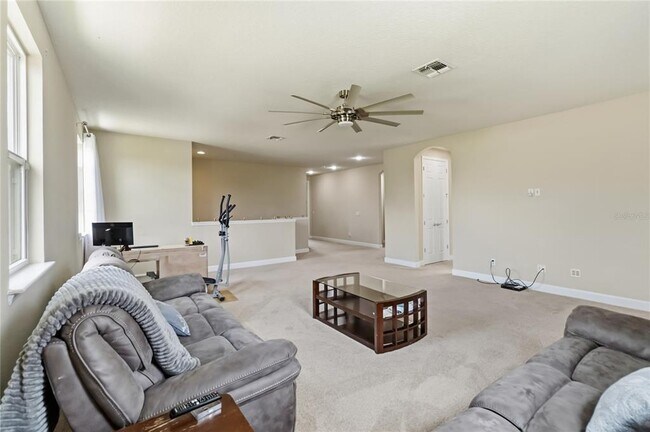 Building Photo - 12130 Uleta Ln