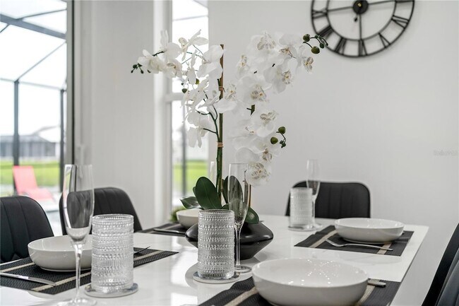 Building Photo - 230 W Pine Valley Ln