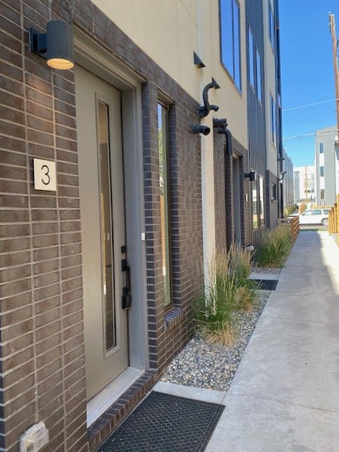 Building Photo - Available Now!! Newer Townhome in Sloans Lake West Colfax District * MOVE IN SPECIAL*