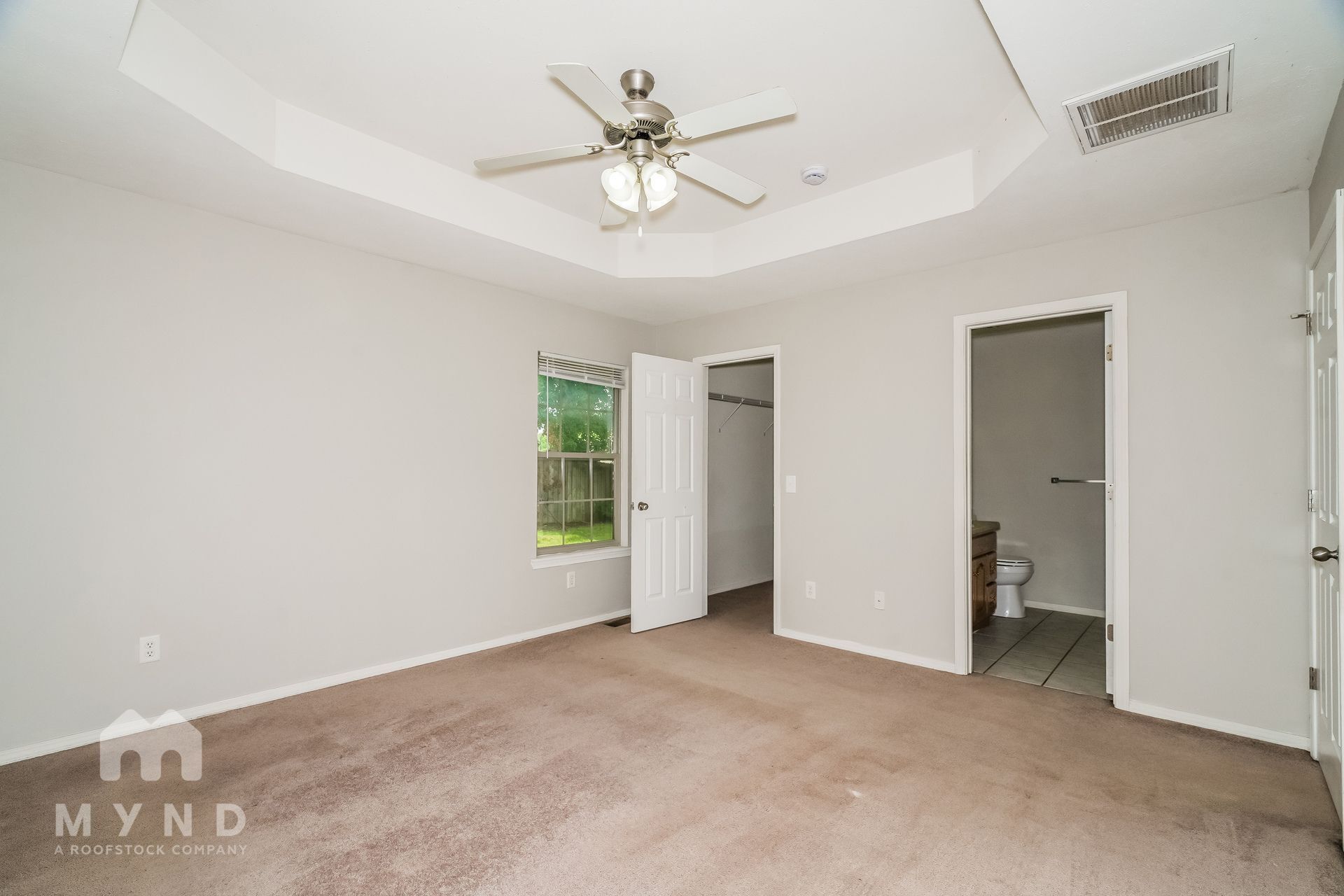 Building Photo - 5673 S Lexington Ave