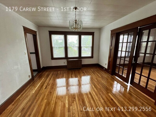 Building Photo - 1179 Carew St